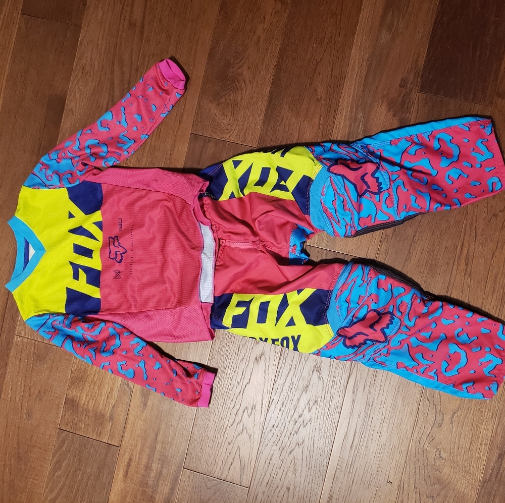 Girl's FOX Moto gear set - size 5